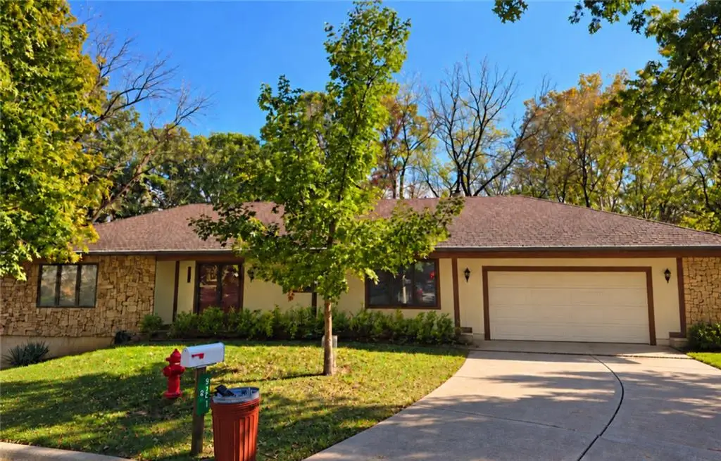 9201 NW Pleasant Drive Drive, Parkville, MO 64152 - #1