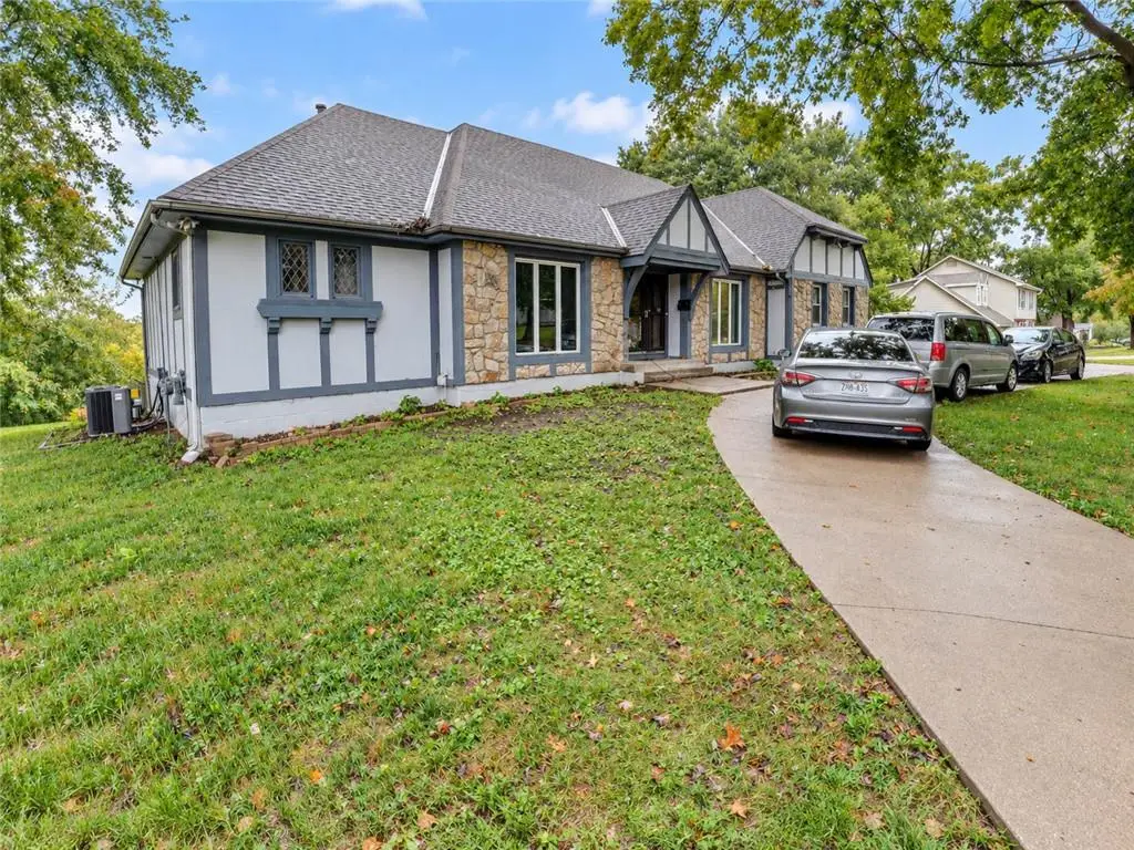 3424 S Norwood Avenue, Independence, MO 64052 - #1