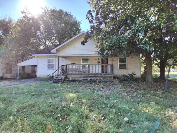 502 E 21st Street, Pittsburg, KS 66762