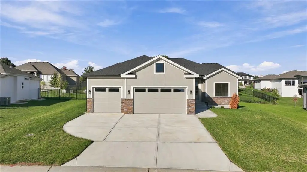2605 NE Crestview Street, Blue Springs, MO 64029 - #1