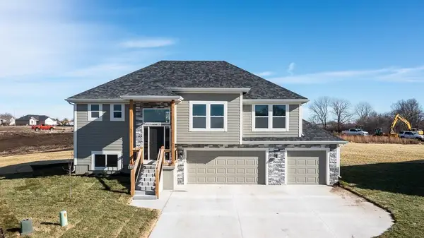 24525 195th Street, Leavenworth, KS 66048