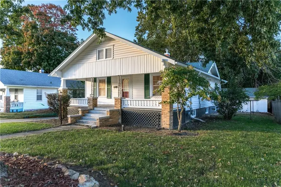 639 E Yerby Street, Marshall, MO 65340 - #2
