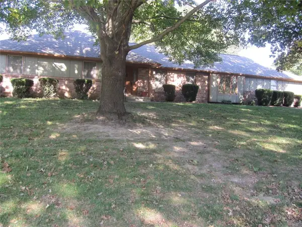 3 Wishbone Road, St Joseph, MO 64506