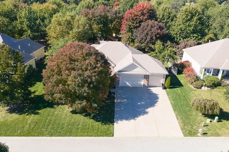 18383 155th Street, Basehor, KS 66007 - #2