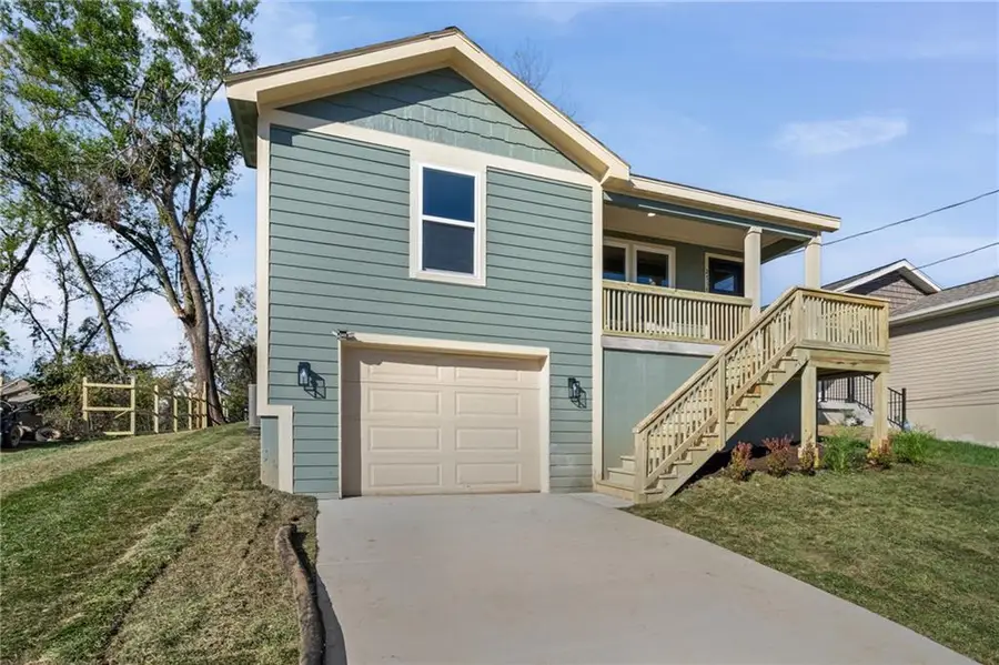 2714 N 21st Place, Kansas City, KS 66104 - #3