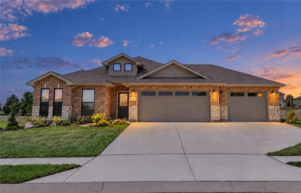 18535 W 195th Terrace, Spring Hill, KS 66083 - #1