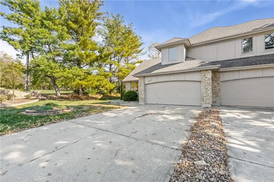 627 NW Timberbrooke Drive, Lees Summit, MO 64081 - #2