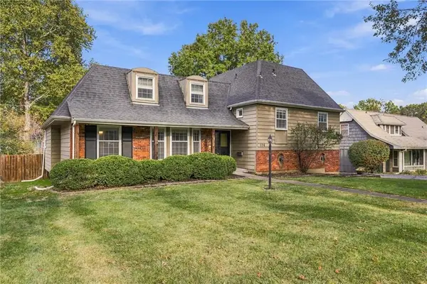 106 E 117th Terrace, Kansas City, MO 64114