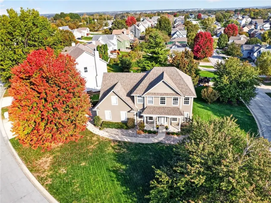 5304 NE Holiday Drive, Lees Summit, MO 64064 - #2