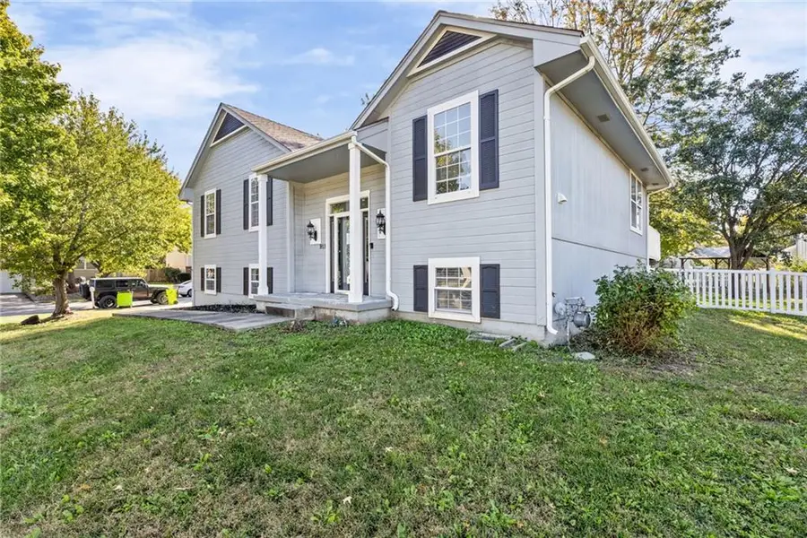 911 Mcintosh Circle, Belton, MO 64012 - #3