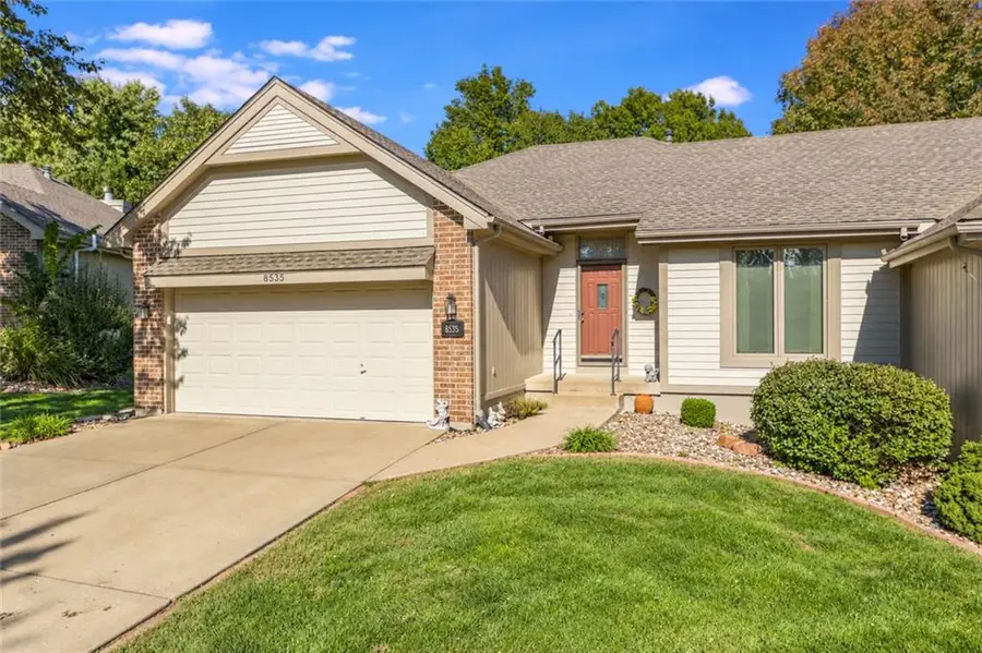 8535 Chatham Circle, Kansas City, MO 64154 - #3
