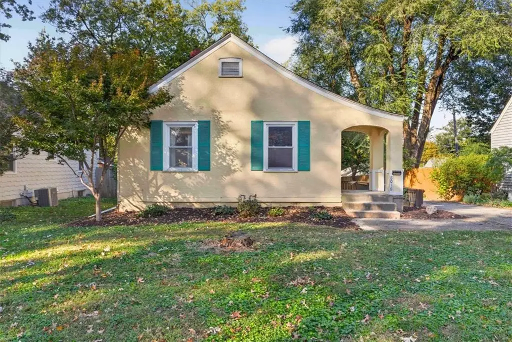 8016 Robinson Street, Overland Park, KS 66204 - #1