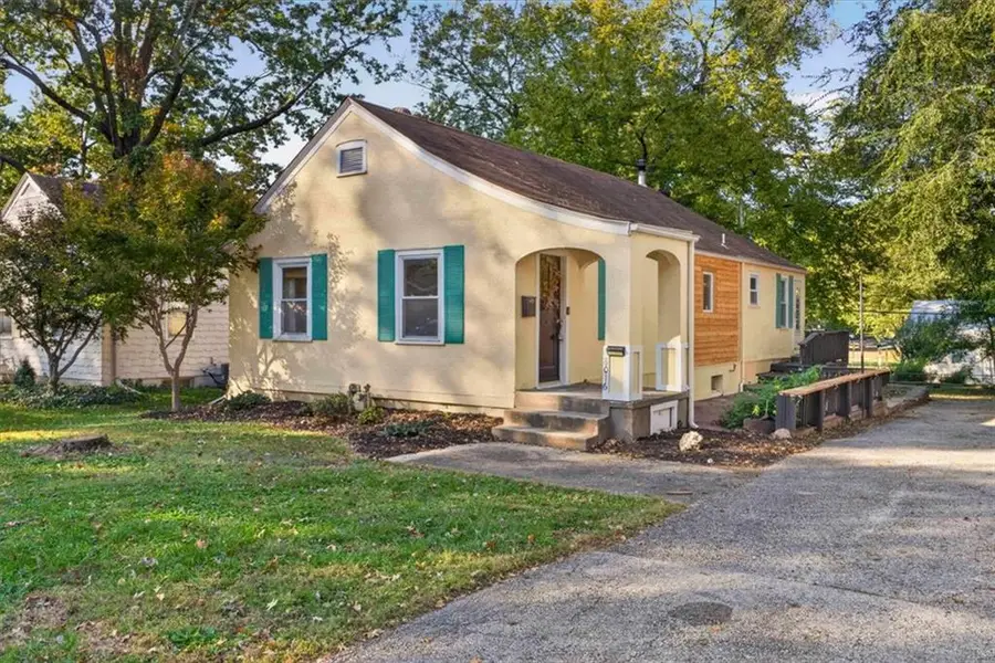 8016 Robinson Street, Overland Park, KS 66204 - #3
