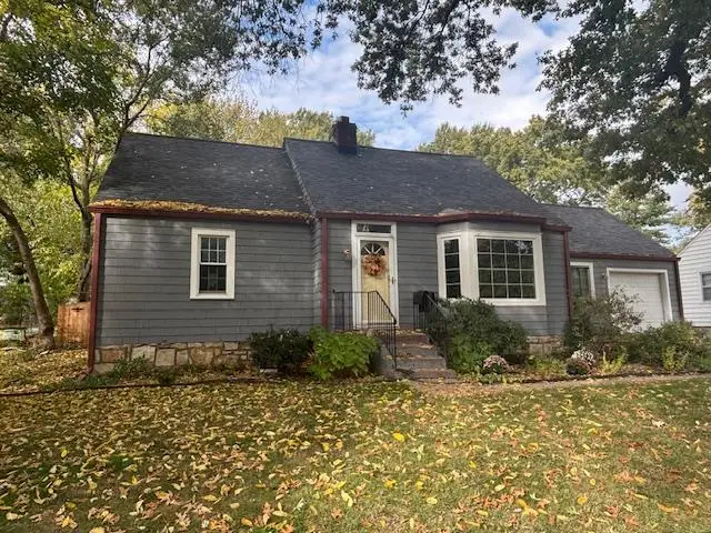 5122 Maple Street, Mission, KS 66202 - #2