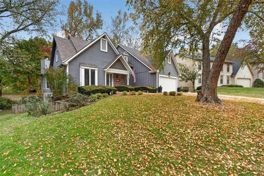 4011 NE Woodridge Drive, Lees Summit, MO 64064 - #2