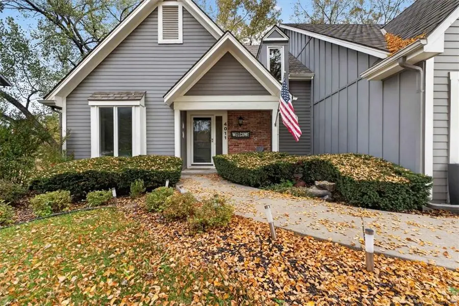 4011 NE Woodridge Drive, Lees Summit, MO 64064 - #3