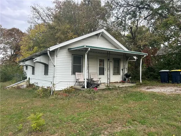 6900 NE 55th Street, Kansas City, MO 64119