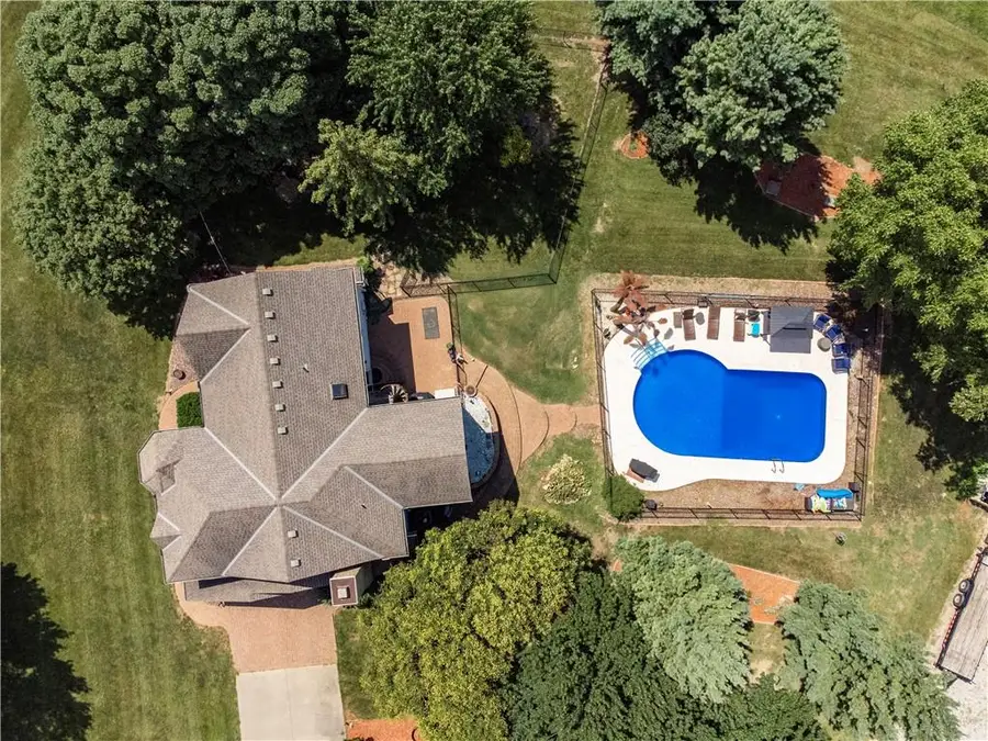1090 NE Blackwell Road, Lees Summit, MO 64086 - #2