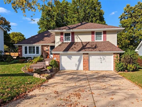 1708 NE 68th Street, Gladstone, MO 64118