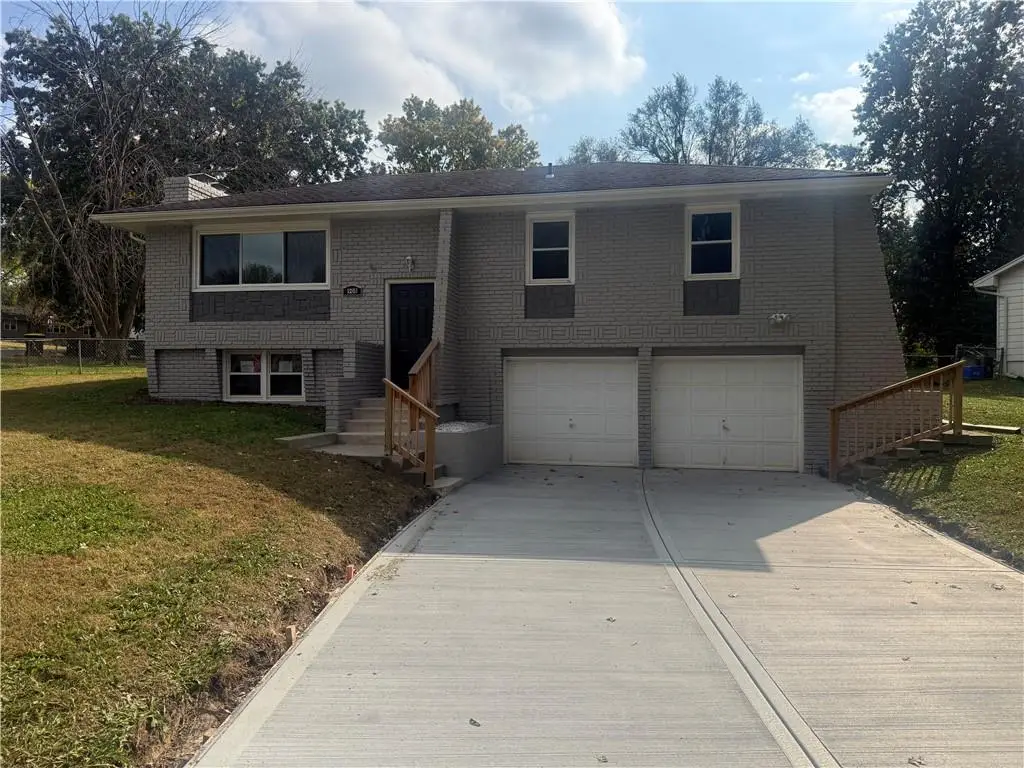 908 SW 14th St Terrace, Blue Springs, MO 64015 - #1