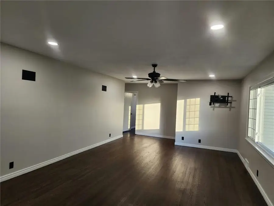 810 SE Douglas Street, Lees Summit, MO 64063 - #2