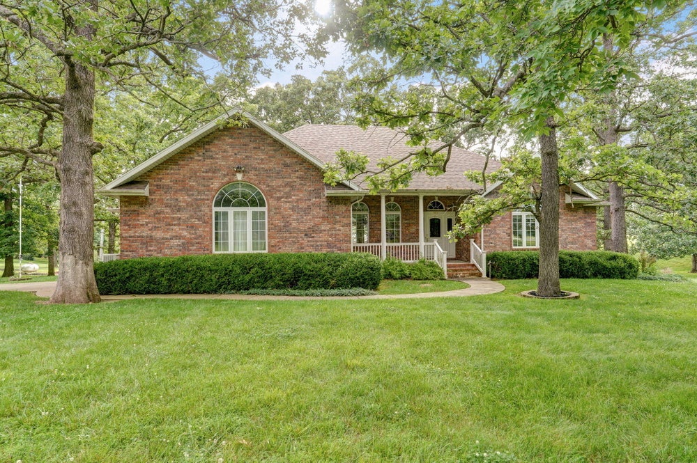 620 Parkwood Drive, Mt Vernon, MO 65712 BHGRE