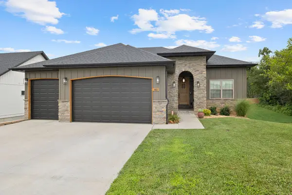 811 E Rainey Street, Ozark, MO 65721