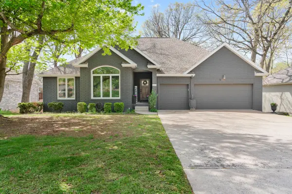 840 E Gaslight Drive, Springfield, MO 65810