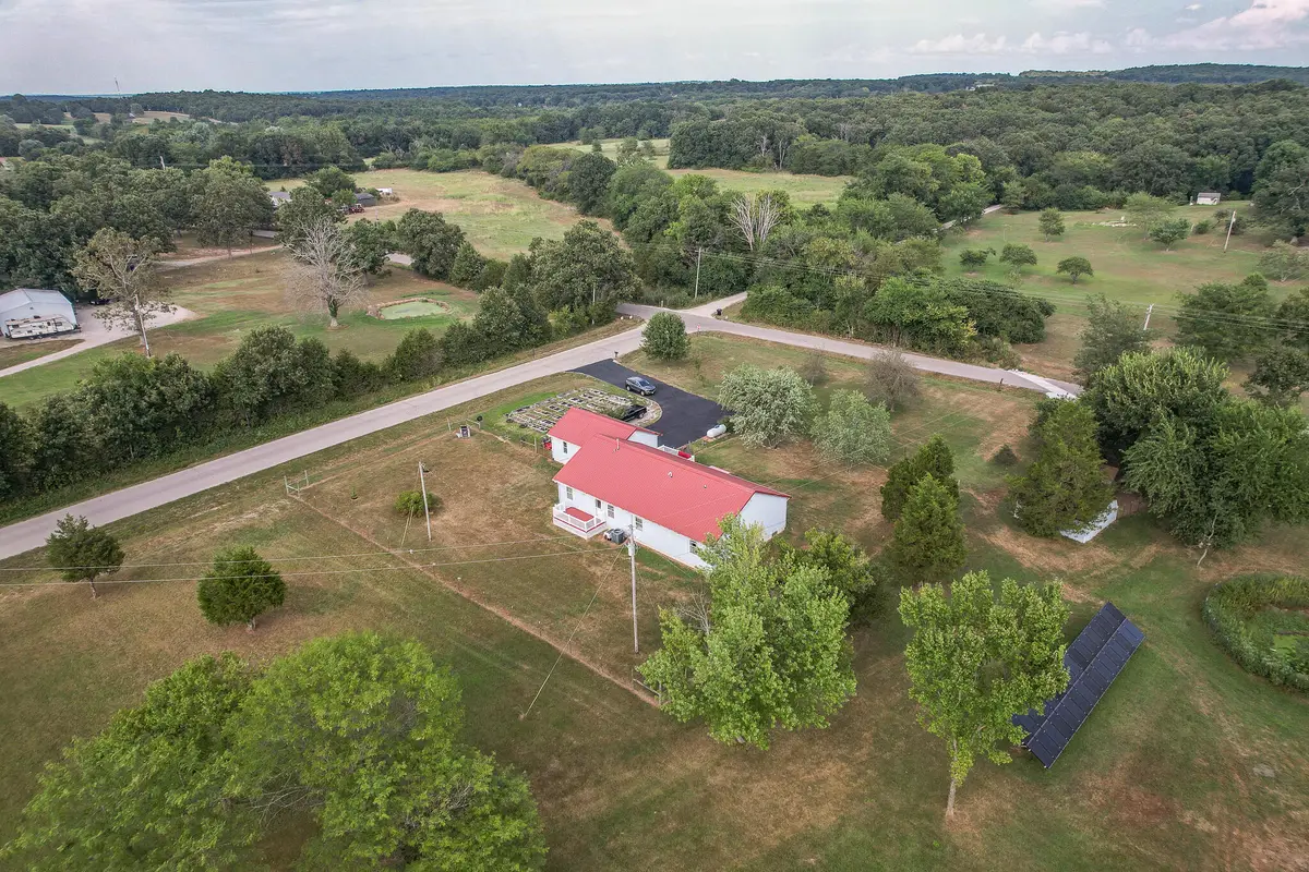 22948 Gardner Road, Lebanon, MO 65536 - Image #1