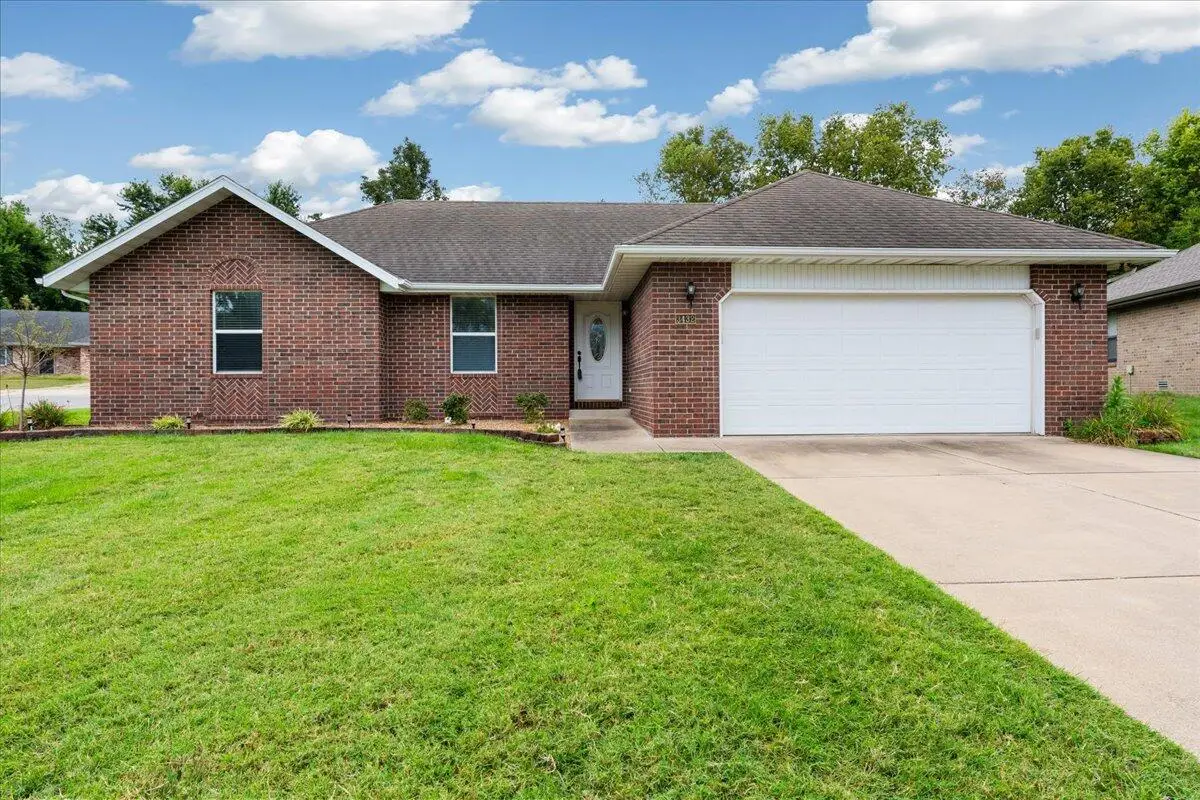 3432 W Shawnee Drive, Springfield, MO 65810 - Image #1