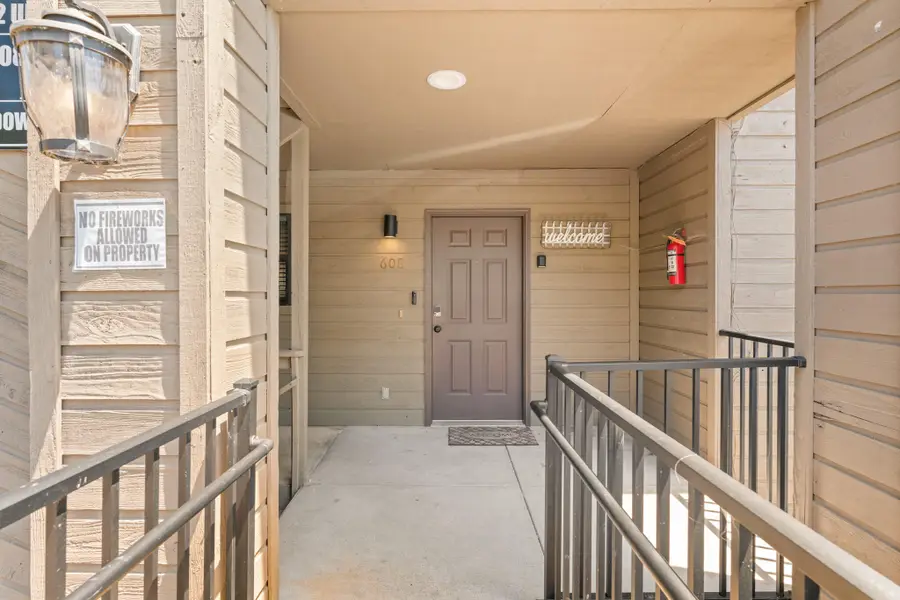 429 Chinquapin Circle #608, Branson, MO 65616 - Image #2