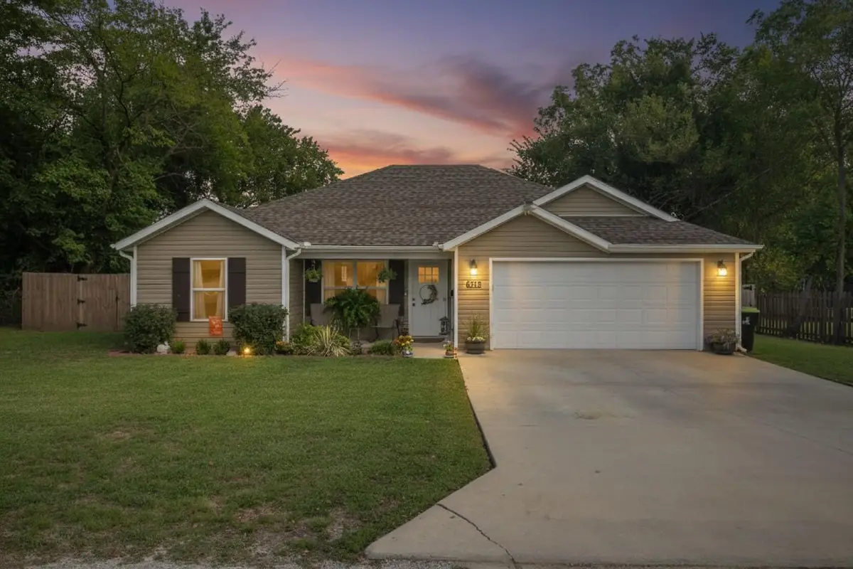 315 E 2nd Street Street, Webb City, MO 64870 - Image #1