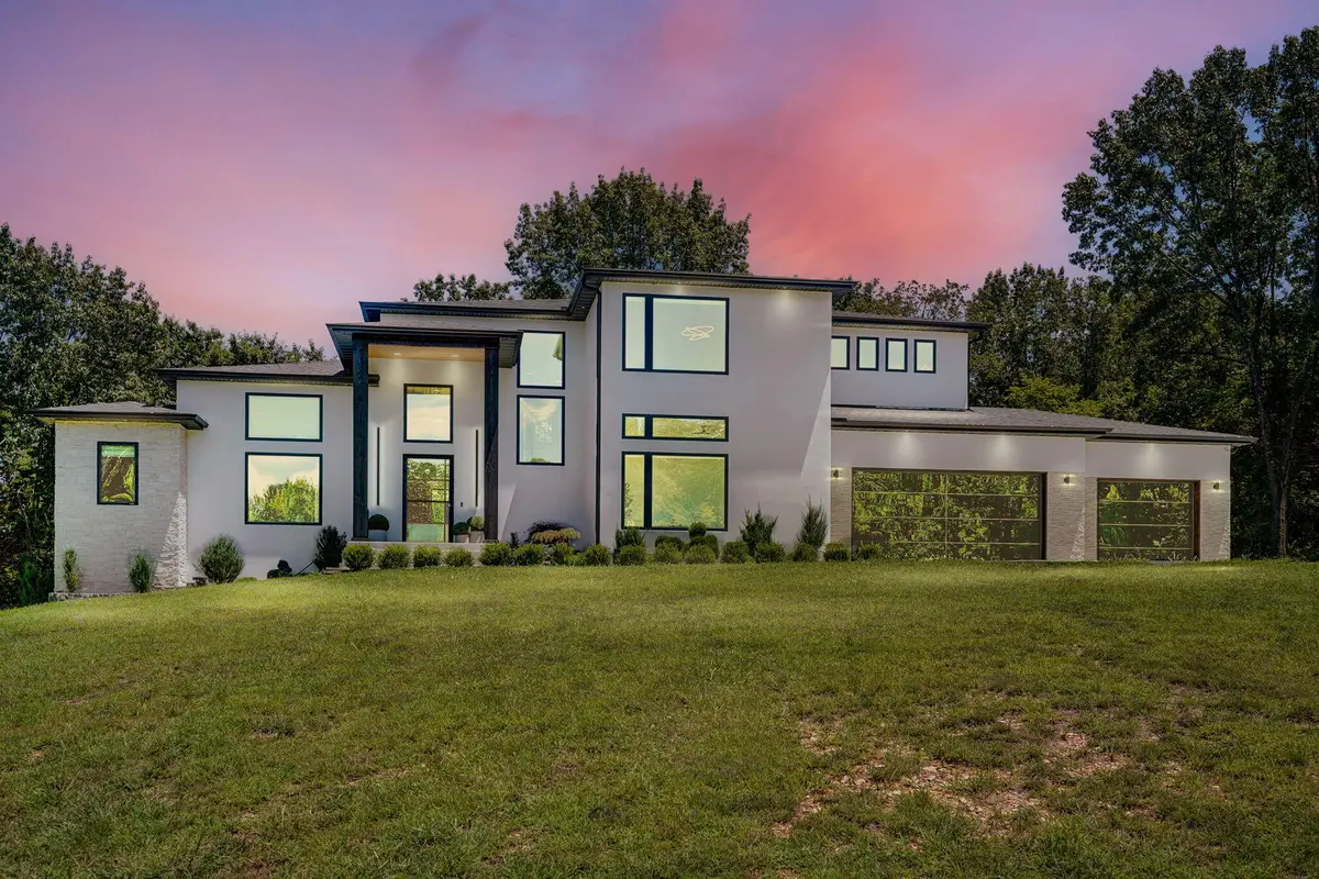 104 Walnut Hl Lane, Ozark, MO 65721 - Image #1