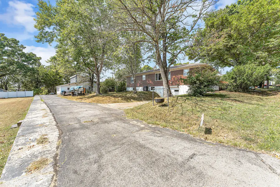 176 Arnold Place, Forsyth, MO 65653 - Image #3