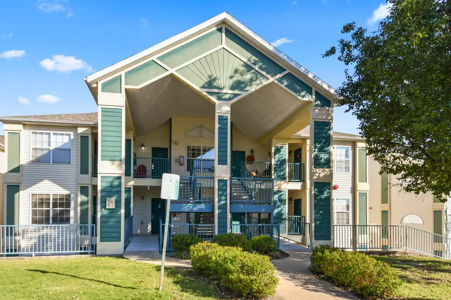 520 Spring Creek Court #Bldg 4 Unit 3, Branson, MO 65616 - Image #3