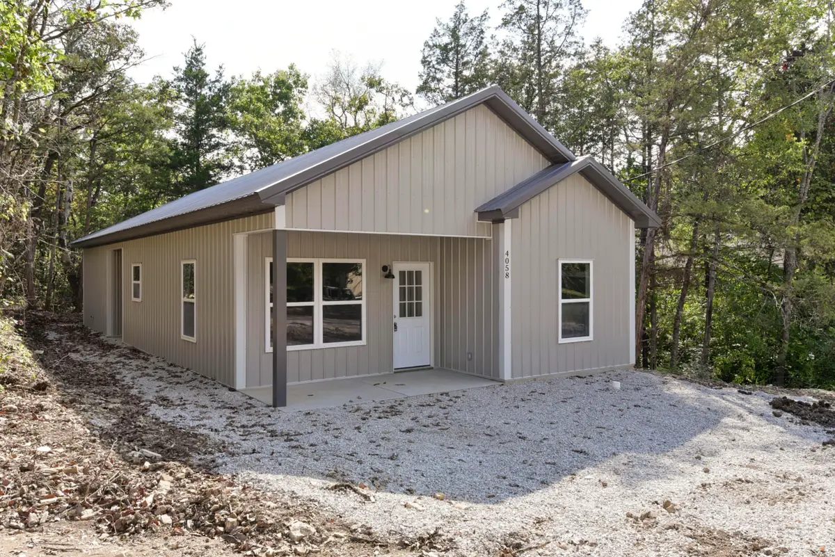 4058 Red Oak Road, Merriam Woods, MO 65740 - Image #1