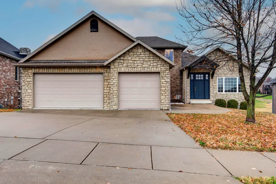 6008 S Mccann Avenue, Springfield, MO 65804 - Image #2
