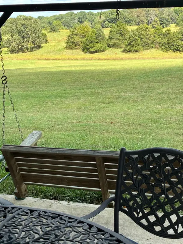 1651 Emerald Hills Drive, Nixa, MO 65714