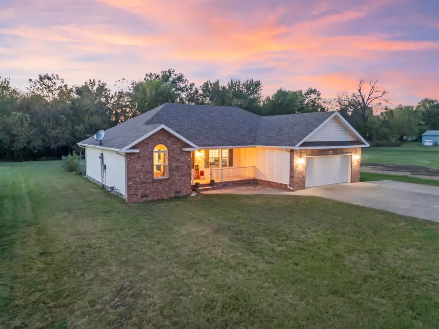 1405 Hagny Street, Lamar, MO 64759 - Image #2