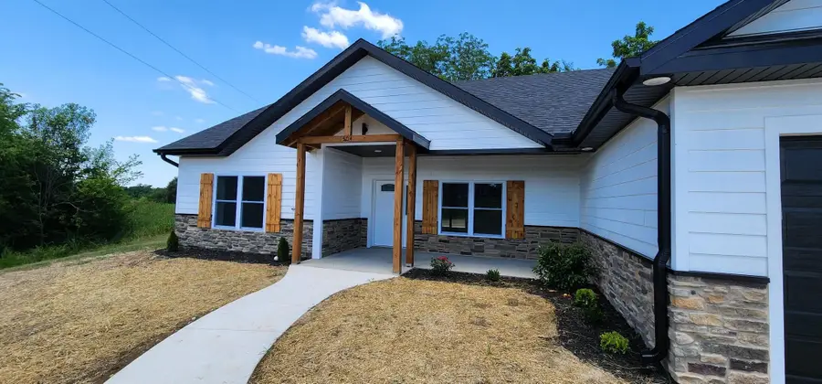 305 Holly Way Drive, Kirbyville, MO 65679 - Image #3