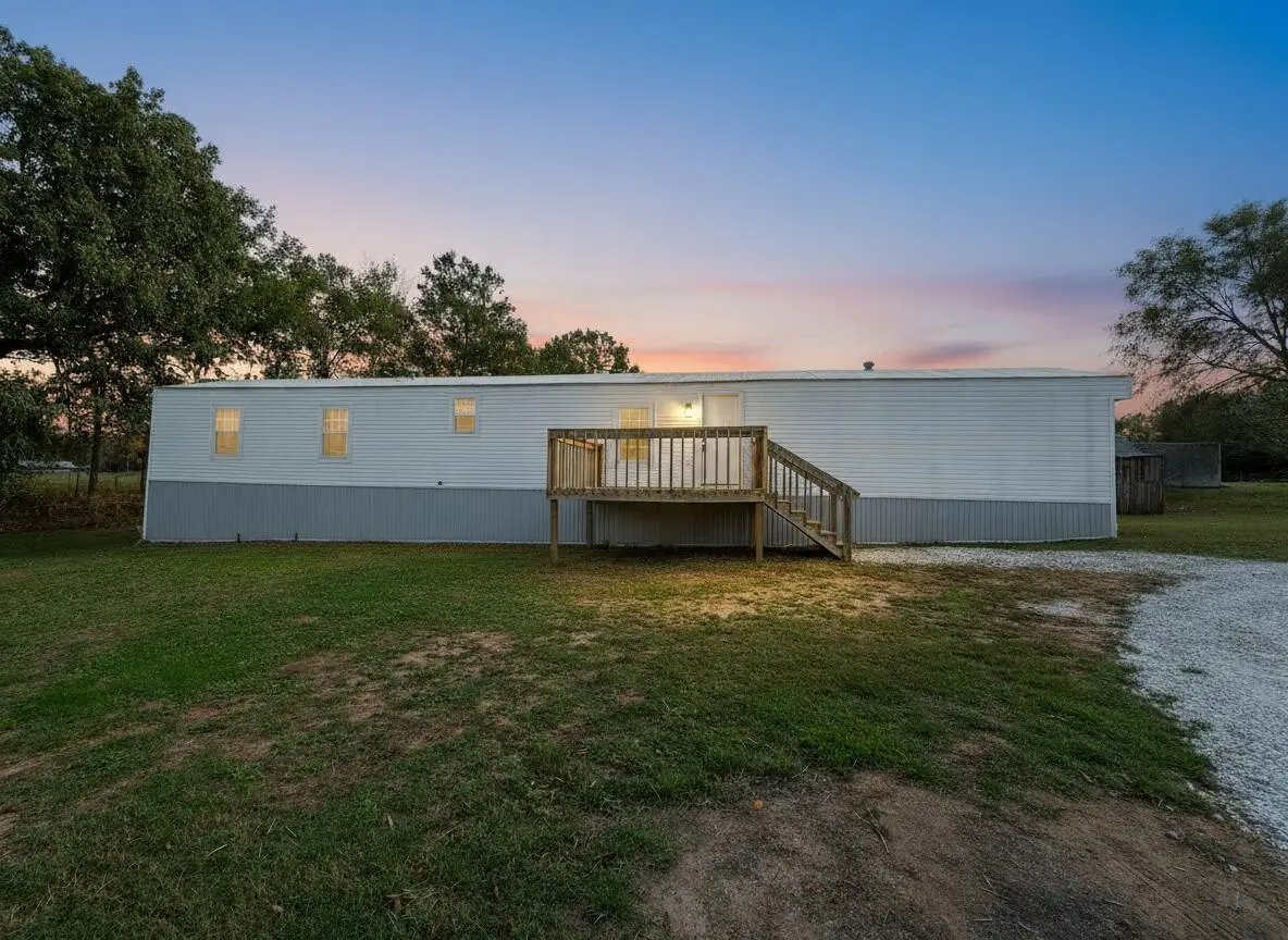 642 N Clark Street, Everton, MO 65646 - Image #1