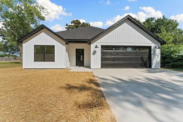 28790 Stapleton Street, Seligman, MO 65745