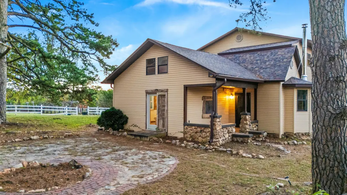 9769 County Road 8530, West Plains, MO 65775 - Image #1