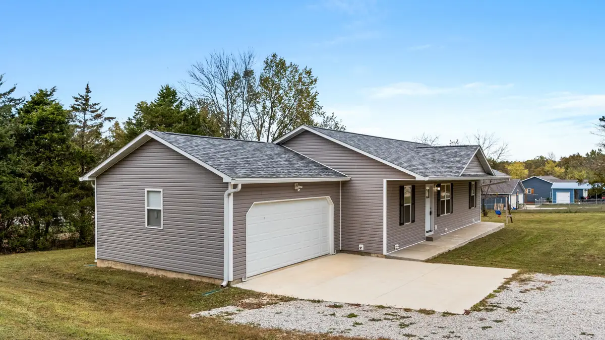 9635 Private Road 6683, West Plains, MO 65775 - Image #1