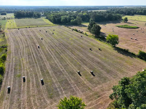 000 Highway F, Stotts City, MO 65756