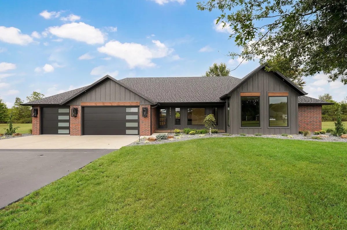 1781 W Riverdale Drive, Nixa, MO 65714 - Image #1