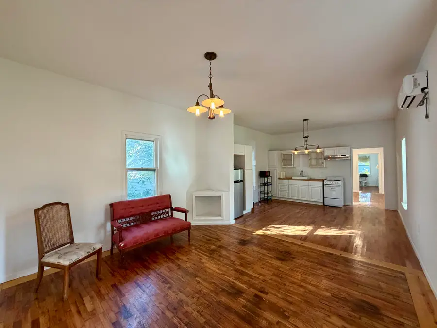 811 S Connor Avenue, Joplin, MO 64801 - Image #3