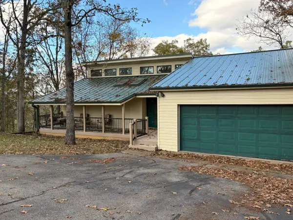 1352 E 400 Road, Bolivar, MO 65613