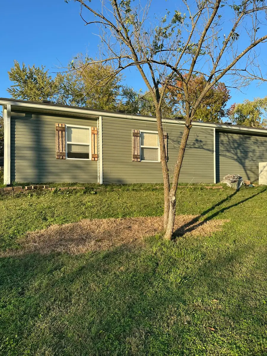 107 Southview Ave. Avenue, Ava, MO 65608 - Image #3