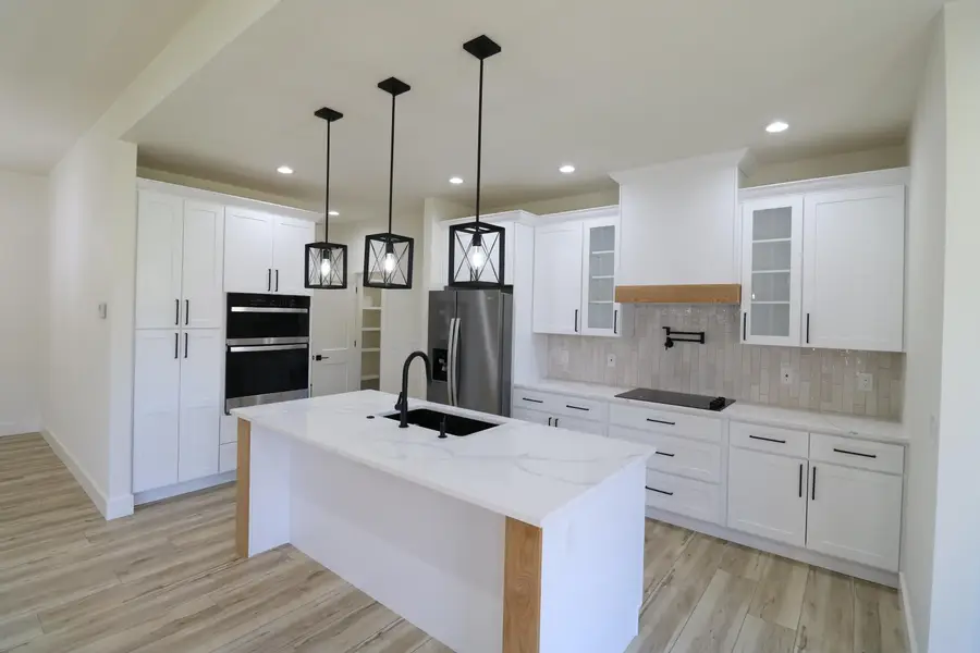 285 E Garnet Drive, Republic, MO 65738 - Image #3